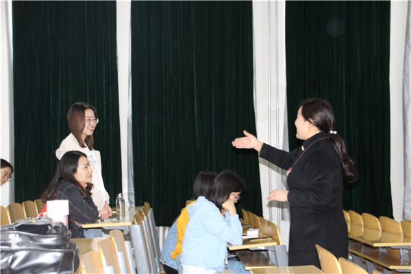 乾骥婚姻家事法律事务部走进河北科技大学开展《珍爱自己 · 点亮青春》公益讲座